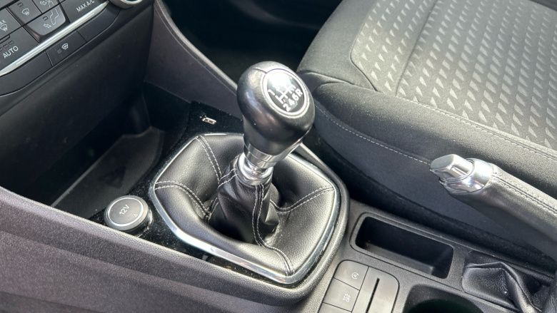 Ford Fiesta 1.0 EcoBoost Titanium 5dr Petrol Hatchback